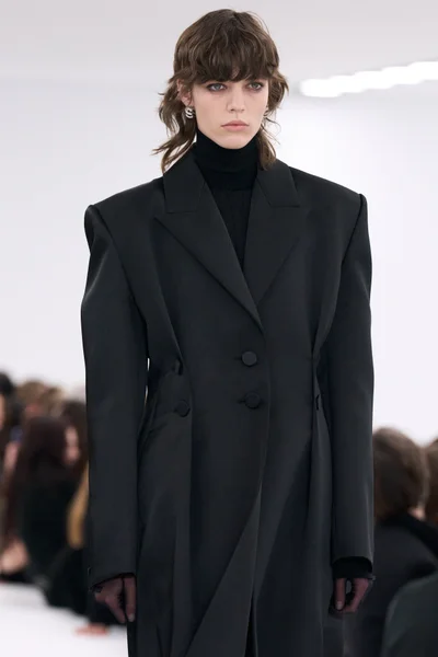 Look 1